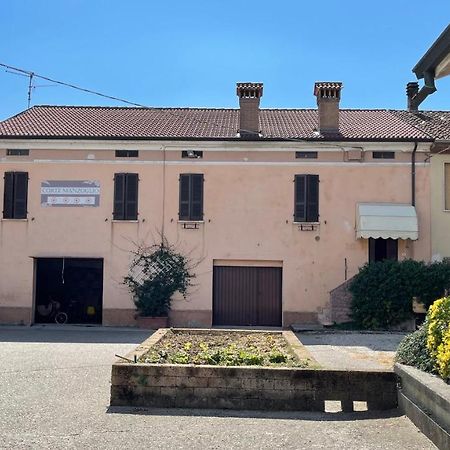 Agriturismo Corte Manzoglio Gazzuolo Esterno foto